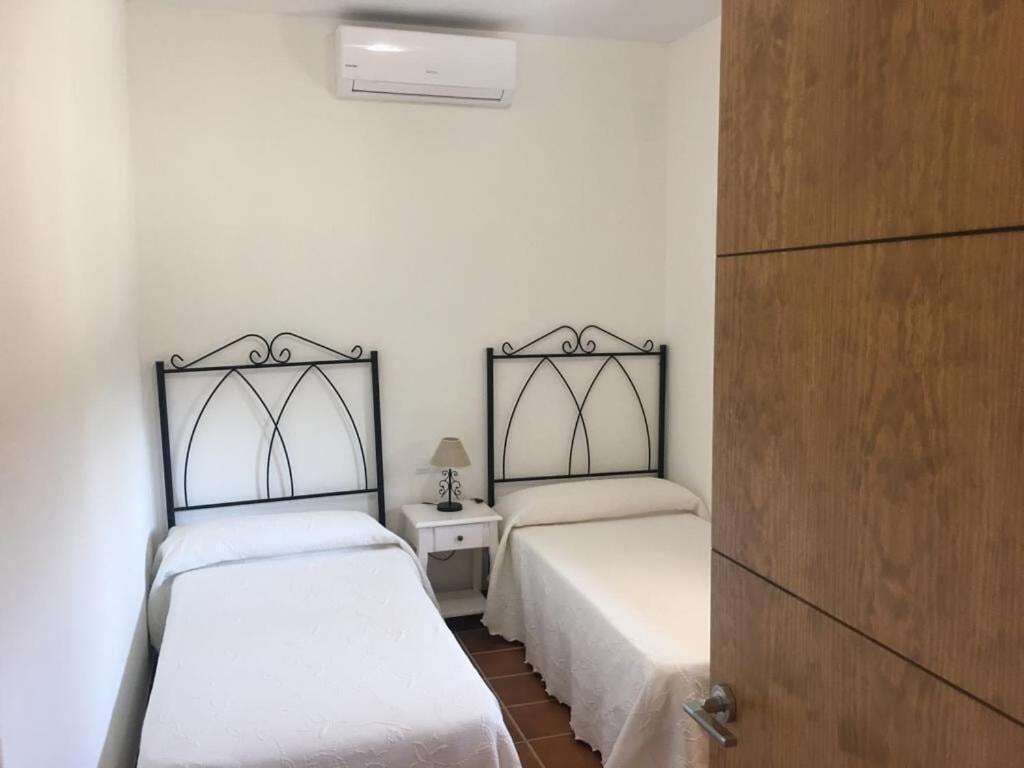 Casa Rural La Maestra 龙达 外观 照片